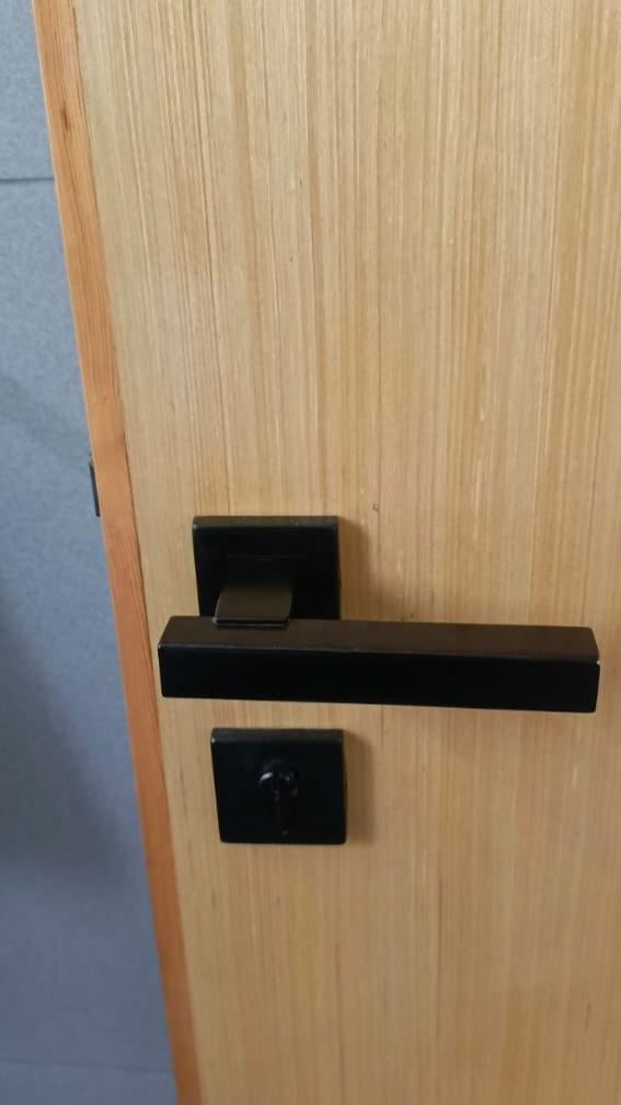 Modern Door Hardware - Project Gallery Image 3