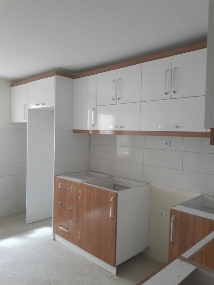 Modern Luxury Kitchen - Project Gallery Image 4
