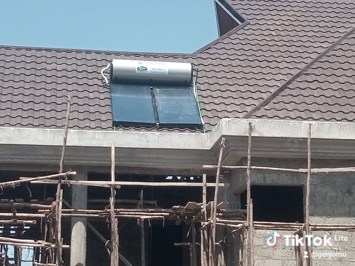 Residential Solar Panel Installation - Project Gallery Image 3
